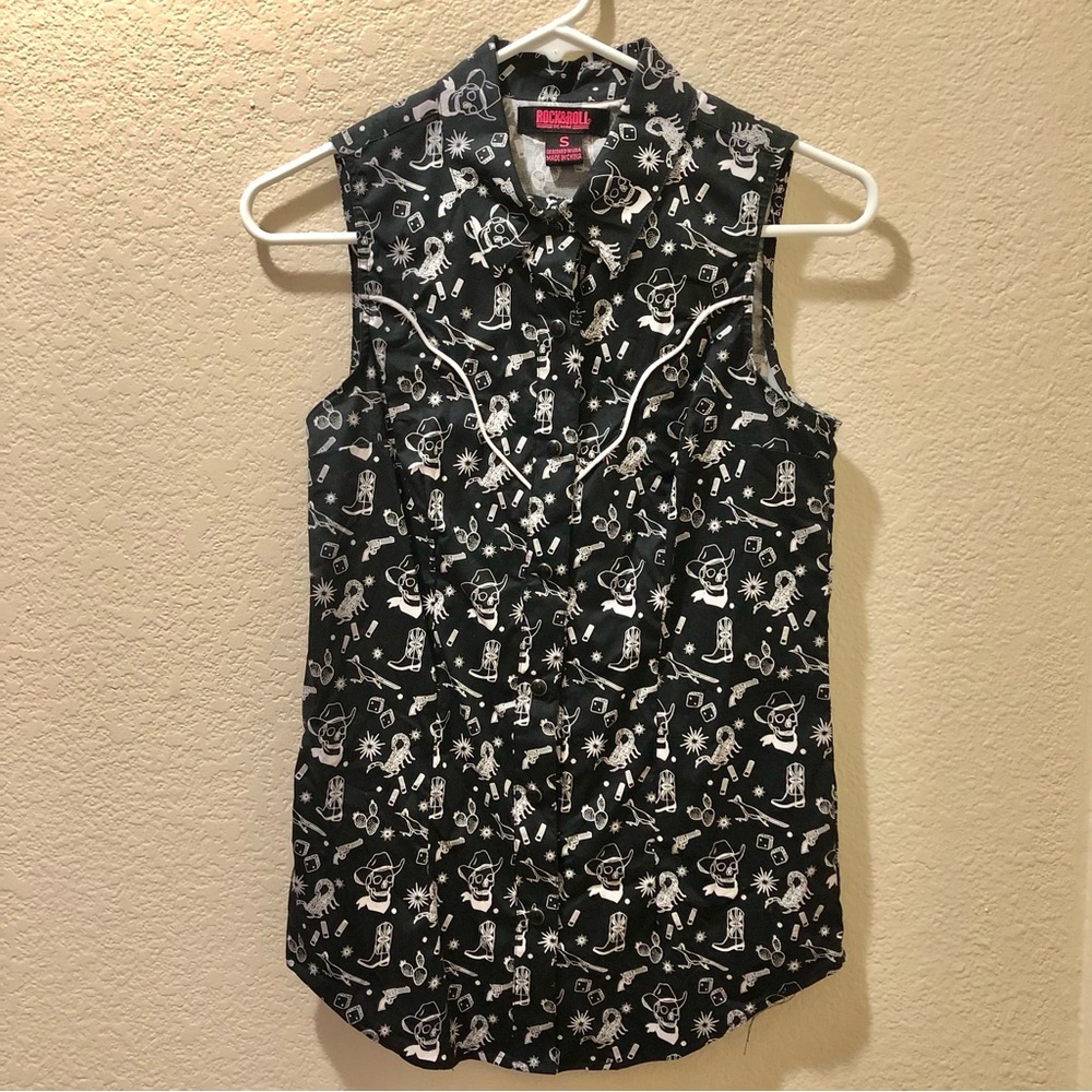 Rock & Roll Cowgirl Black Sleeveless Western Print Button-Up Top